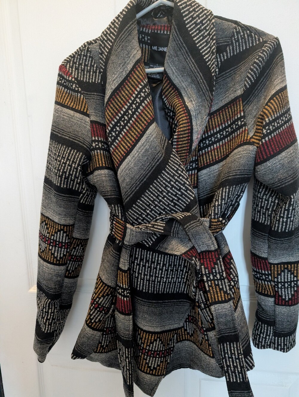 ME JANE Black Patterned Belted Women's Sweater Jacket Fall